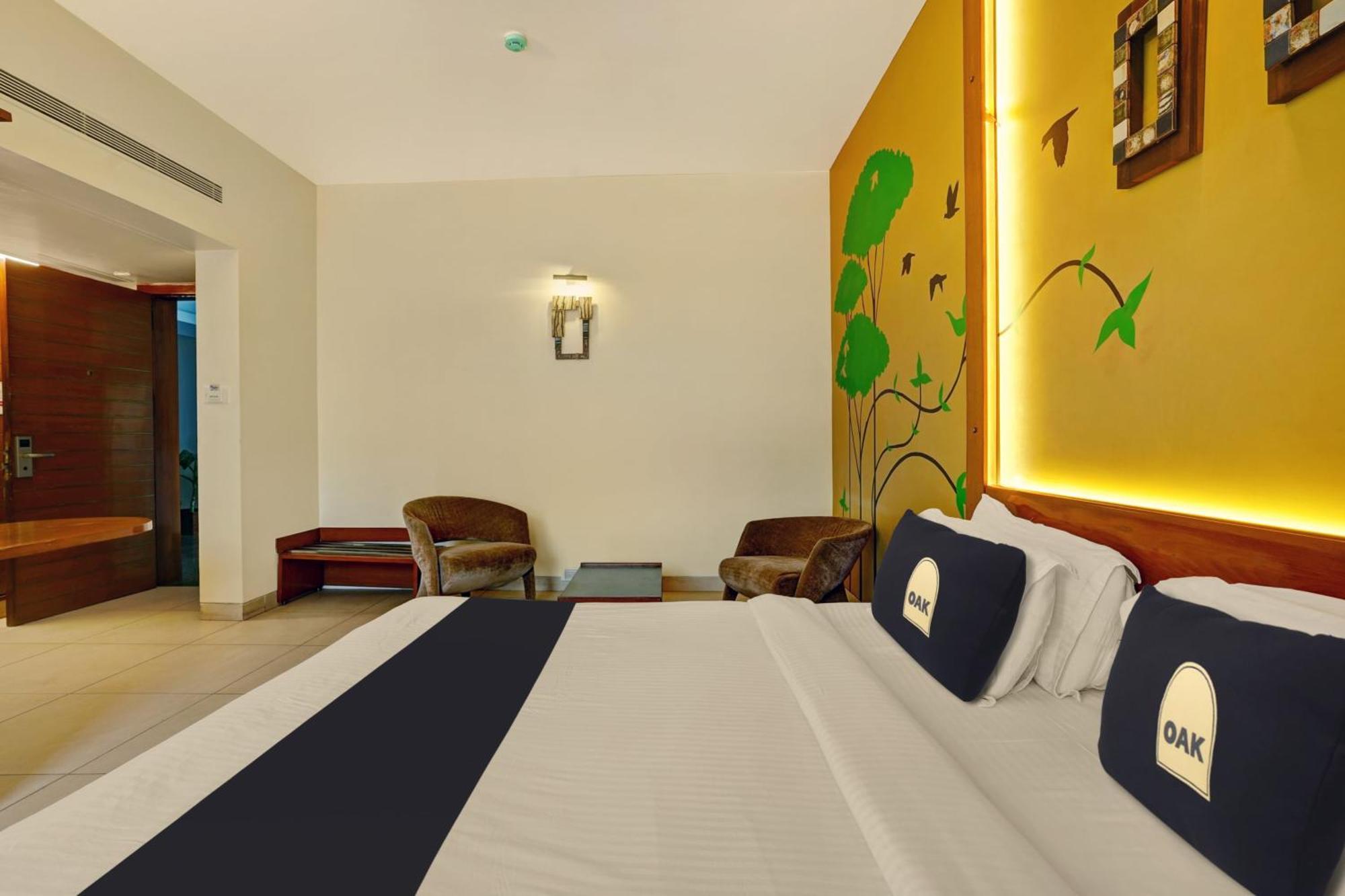 Astra Hotels & Suites - Marathalli Бенґалуру Екстер'єр фото