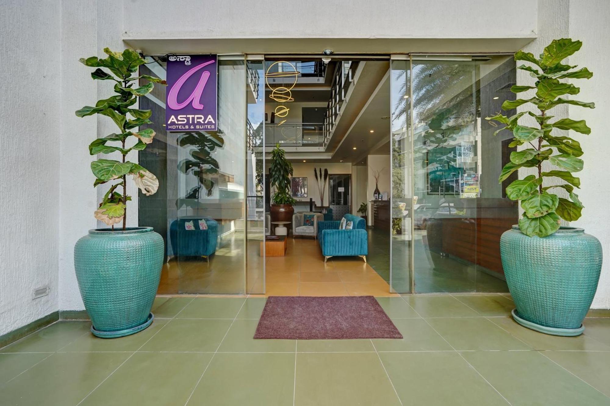 Astra Hotels & Suites - Marathalli Бенґалуру Екстер'єр фото