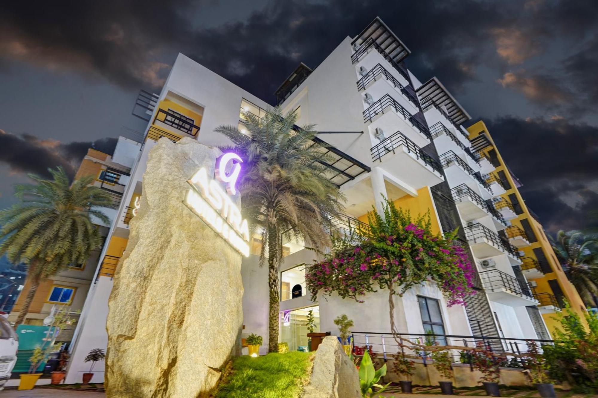 Astra Hotels & Suites - Marathalli Бенґалуру Екстер'єр фото